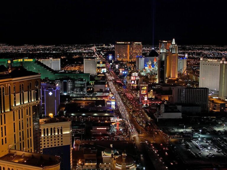 Las Vegas Night Lights Lighting  - PDPhotos / Pixabay