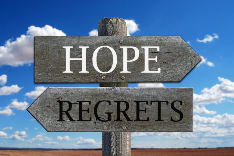 Hope Regrets Future Past  - Tumisu / Pixabay